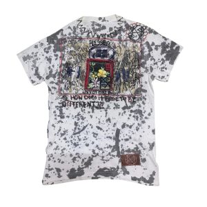 To Be Different concept no.1 | Hand-Painted | Tshirt